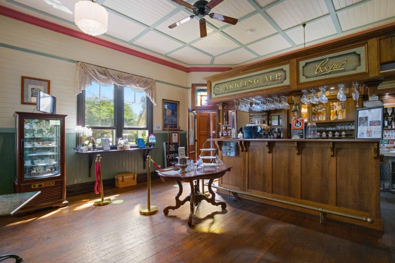The Old Bank Gladstone Licensed Restaurant & Boutique Accommodation Hat Head Exterior photo